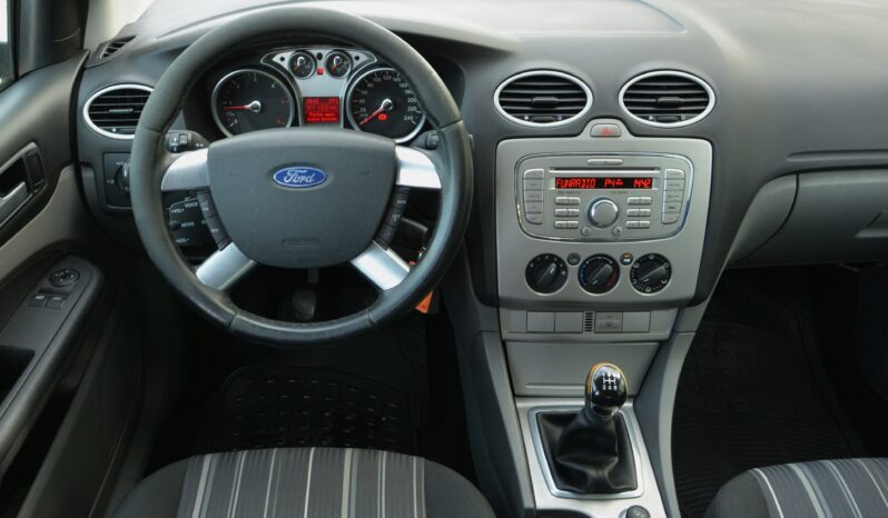 Ford Focus Combi 1.60 TDCI, ťažné, sezónne prezutie full