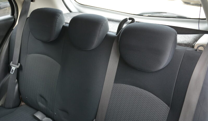 Nissan Micra 1.20 benzín full