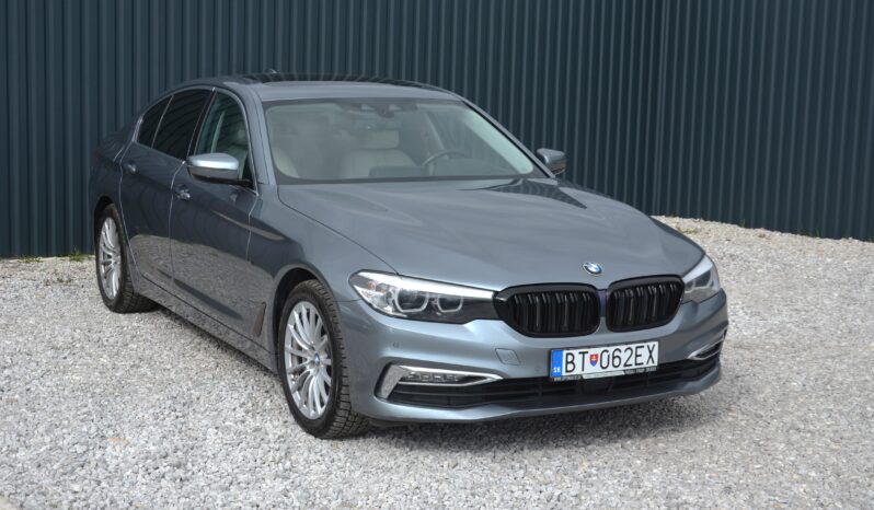 BMW rad 5 3.00 Drive, automat, koža, TopStav full