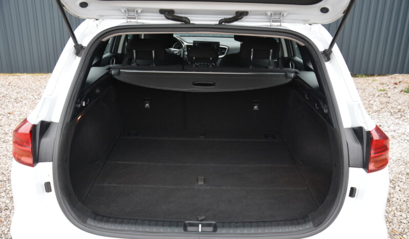 KIA Ceed 1.60 CRDi, SR. voz , Nové rozvody,  Servi.kniha full