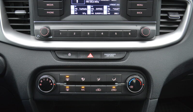 KIA Ceed 1.60 CRDi, SR. voz , Nové rozvody,  Servi.kniha full