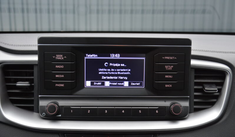 KIA Ceed 1.60 CRDi, SR. voz , Nové rozvody,  Servi.kniha full