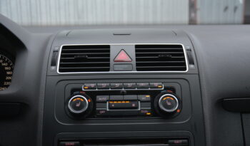 Volkswagen Touran 1.60 TDI , 1. majiteľ, Sr. voz, automat, 7 miest full