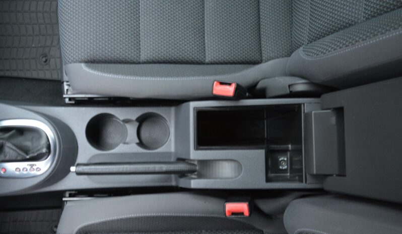 Volkswagen Touran 1.60 TDI , 1. majiteľ, Sr. voz, automat, 7 miest full