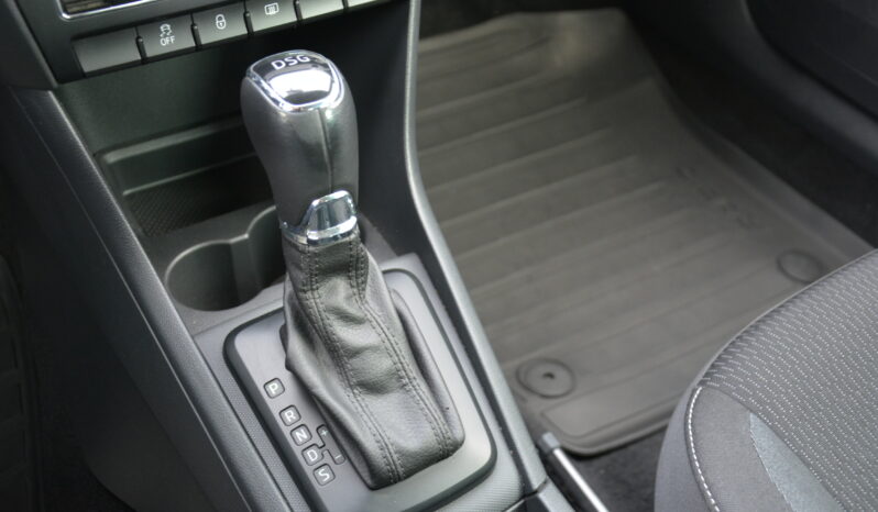 Škoda Rapid Spaceback 1.60 TDi DSG, SR voz, Po rozvodoch full