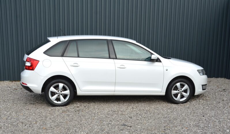 Škoda Rapid Spaceback 1.60 TDi DSG, SR voz, Po rozvodoch full