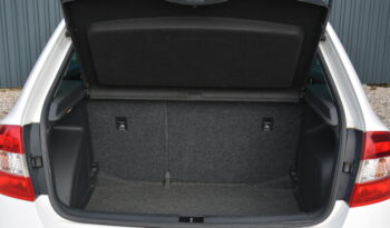 Škoda Rapid Spaceback 1.60 TDi DSG, SR voz, Po rozvodoch full