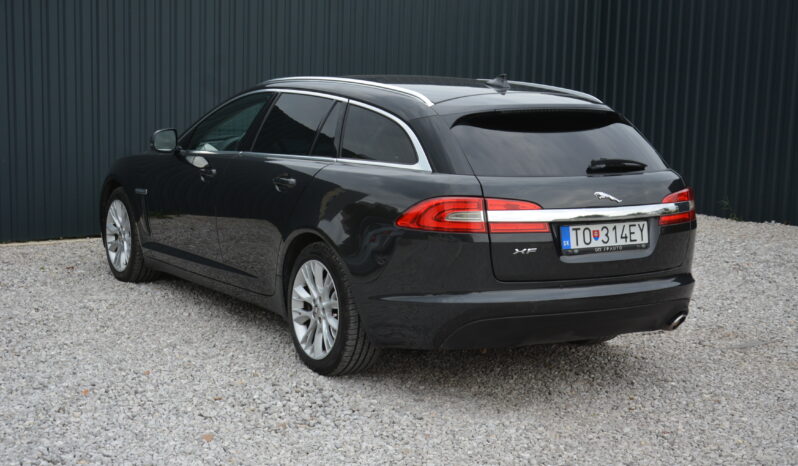 Jaguar XF 2.20 SportBrake, Servisná kniha full