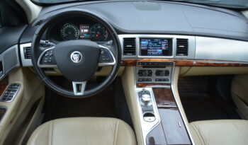 Jaguar XF 2.20 SportBrake, Servisná kniha full