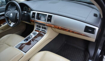 Jaguar XF 2.20 SportBrake, Servisná kniha full