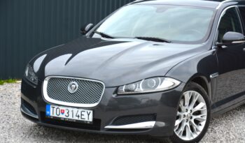 Jaguar XF 2.20 SportBrake, Servisná kniha full