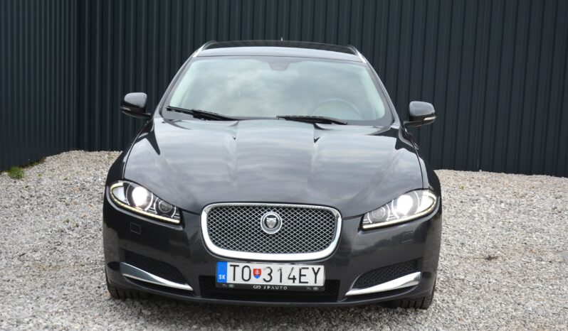 Jaguar XF 2.20 SportBrake, Servisná kniha full