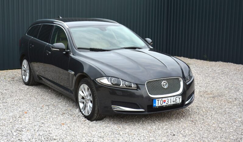 Jaguar XF 2.20 SportBrake, Servisná kniha full