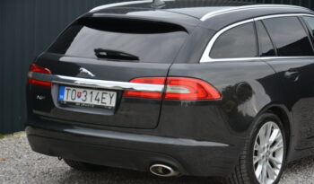 Jaguar XF 2.20 SportBrake, Servisná kniha full