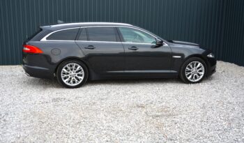 Jaguar XF 2.20 SportBrake, Servisná kniha full