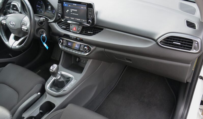 Hyundai i30 CW 1.60 CRDi Family SR 1Majiteľ full