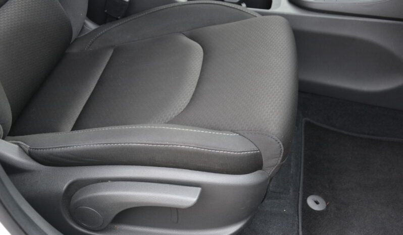 Hyundai i30 CW 1.60 CRDi Family SR 1Majiteľ full