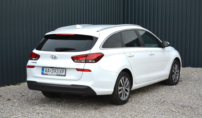 Hyundai i30 CW 1.60 CRDi Family SR 1Majiteľ full