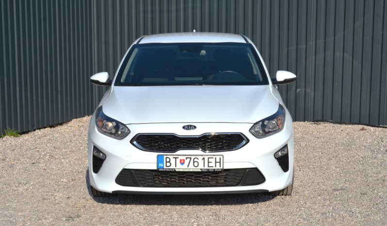 KIA Ceed 1.60 CRDi, GOLD, automat, SR voz, 1. majiteľ full