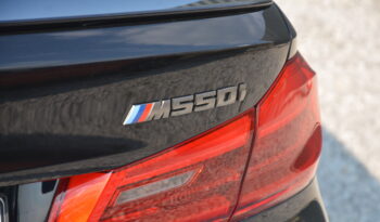 BMW rad 5 4.40 4×4 M550i, koža, mŕtvy uhol, head up full