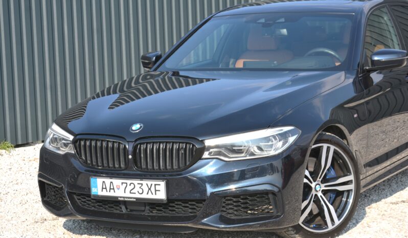BMW rad 5 4.40 4×4 M550i, koža, mŕtvy uhol, head up full