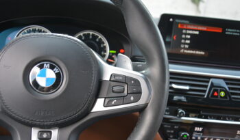 BMW rad 5 4.40 4×4 M550i, koža, mŕtvy uhol, head up full