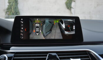 BMW rad 5 4.40 4×4 M550i, koža, mŕtvy uhol, head up full