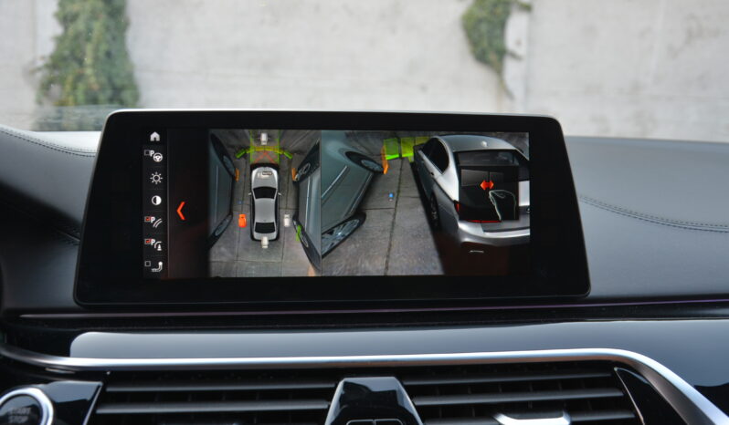 BMW rad 5 4.40 4×4 M550i, koža, mŕtvy uhol, head up full