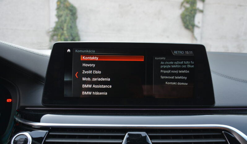 BMW rad 5 4.40 4×4 M550i, koža, mŕtvy uhol, head up full