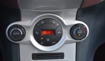 Ford Fiesta 1.40 i Titanium 1.majitelľ, SR voz, servisná kniha full