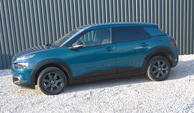 Citroen C4 Cactus 1.20 Benzín, Shine full