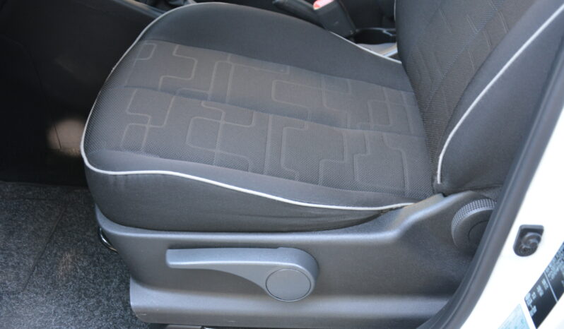 KIA Venga 1.40 benzín, SR. voz, full