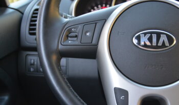 KIA Venga 1.40 benzín, SR. voz, full