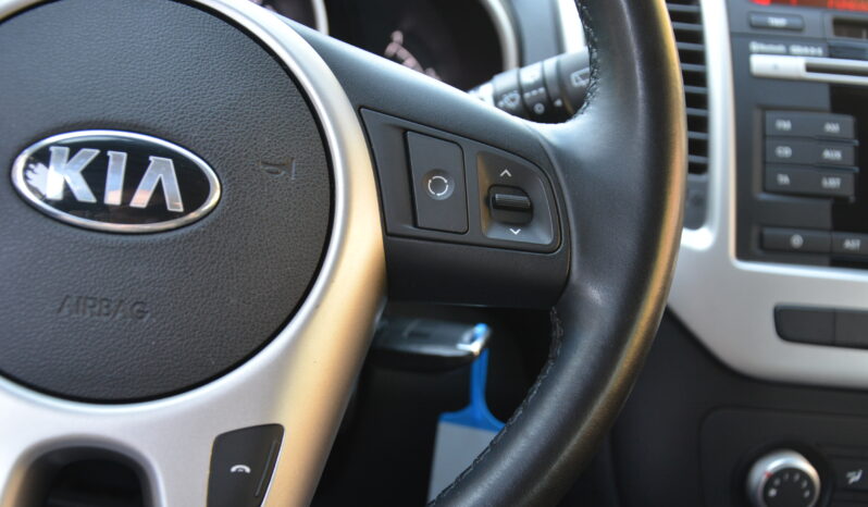 KIA Venga 1.40 benzín, SR. voz, full