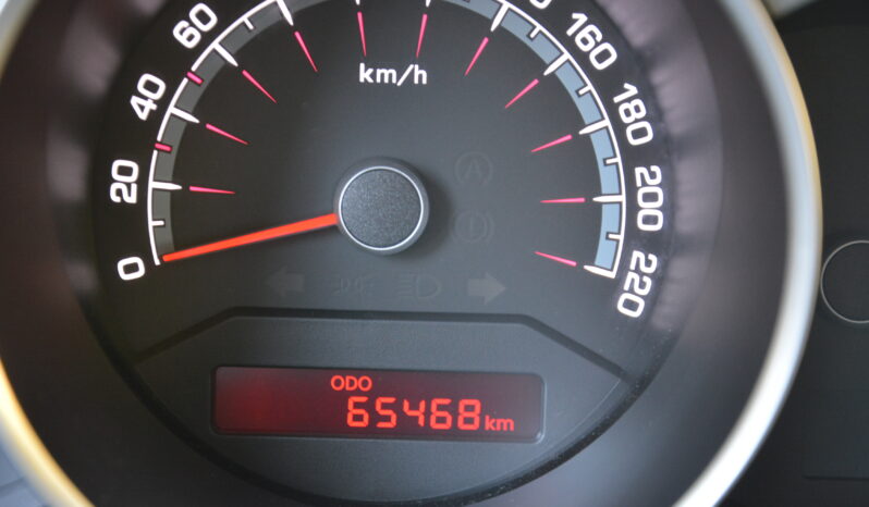 KIA Venga 1.40 benzín, SR. voz, full