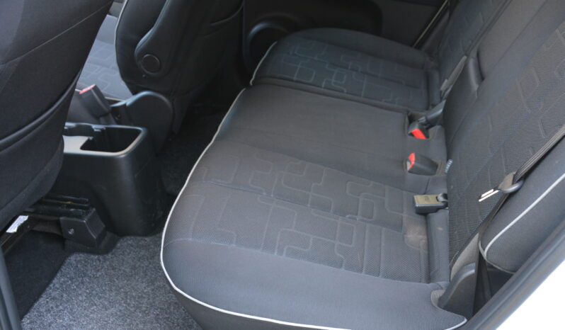 KIA Venga 1.40 benzín, SR. voz, full