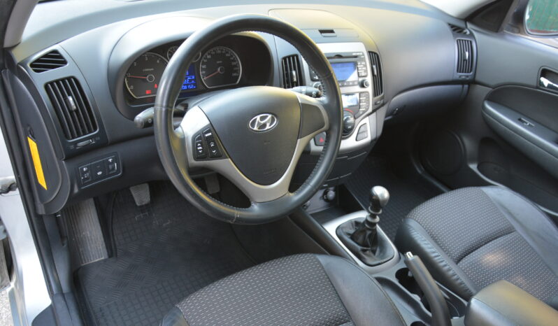 Hyundai i30 1.60 Crdi 1.majitel, slovak, servisna kniha full