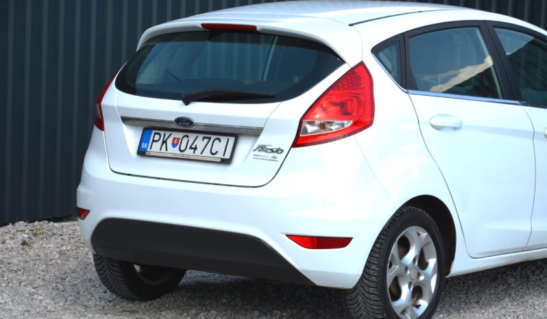 Ford Fiesta 1.40 Benzin Slovák Automat full