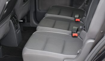 Volkswagen Touran 1.60 TDI DSG Skvely stav full