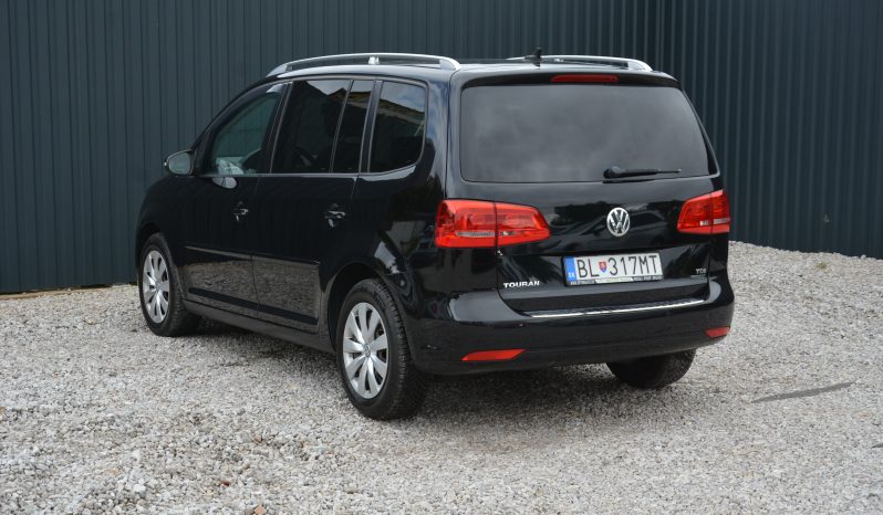 Volkswagen Touran 1.60 TDI DSG Skvely stav full