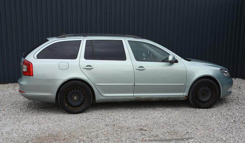 Škoda Octavia Combi 2.00 TDi full