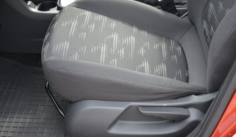 Opel Corsa 1.20 benzín, SR. voz. automat full