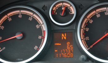 Opel Corsa 1.20 benzín, SR. voz. automat full