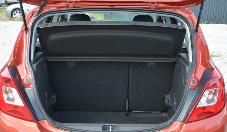 Opel Corsa 1.40 Benzín SR pôvod full