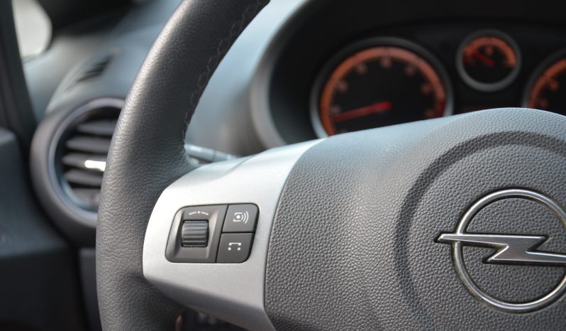 Opel Corsa 1.40 Benzín SR pôvod full
