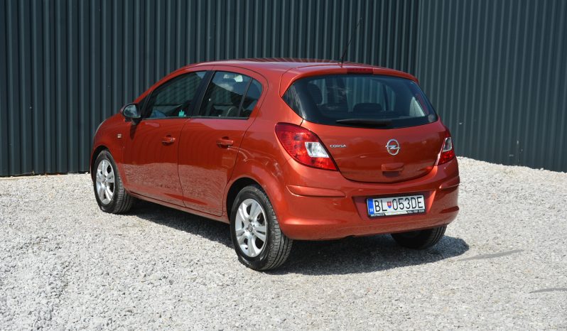 Opel Corsa 1.40 Benzín SR pôvod full