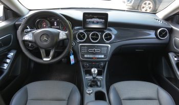 Mercedes CLA  SR. voz, benzín full