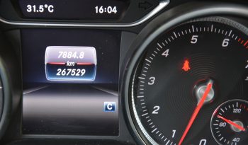 Mercedes CLA  SR. voz, benzín full