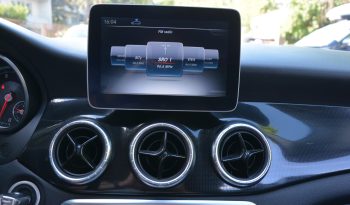 Mercedes CLA  SR. voz, benzín full
