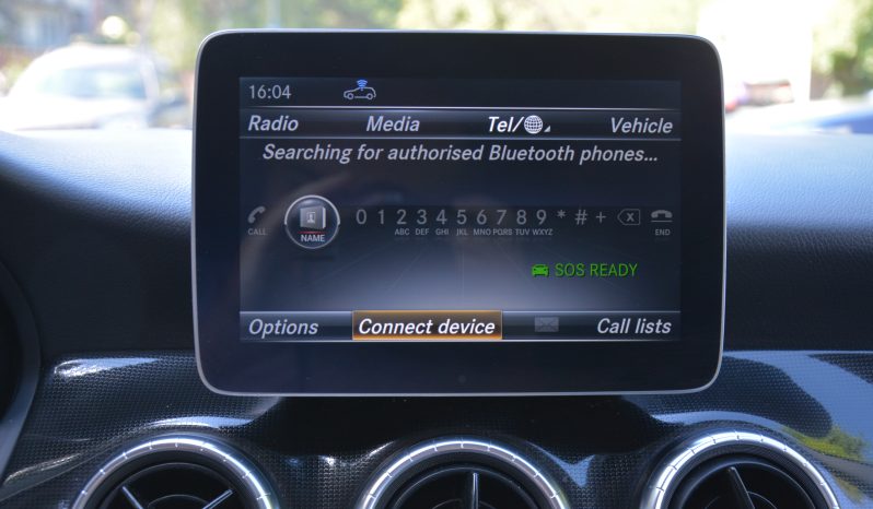 Mercedes CLA  SR. voz, benzín full